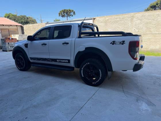 FORD RANGER 3.2 STORM 4X4 CD 20V DIESEL 4P AUTOMÁTICO FORD RANGER 3.2 STORM 4X4 CD 20V DIESEL 4P AUTOMÁTICO
